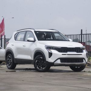 YT Auto <span class=keywords><strong>Kia</strong></span> Sonet Coche usado Bajo consumo de combustible Vehículo de gasolina Gasolina Suv <span class=keywords><strong>Kia</strong></span> Sonet Bajo kilometraje Suv Auto de <span class=keywords><strong>segunda</strong></span> <span class=keywords><strong>mano</strong></span> - Product Image 3
