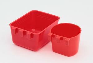 새로운 플라스틱 케이지 사육 장비 메추라기 피더 두꺼운 비둘기 피드 트로프 사랑 새 교수형 사각 피더 야외 조류 피더 - Product Image 3