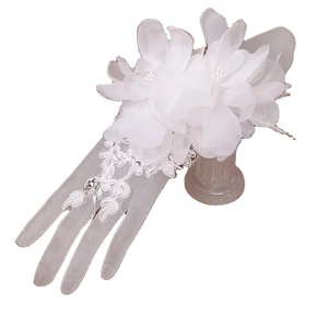 Court Fleur Applique Rouge Blanc Perles Gants <span class=keywords><strong>De</strong></span> <span class=keywords><strong>Mariage</strong></span> Femmes pour <span class=keywords><strong>Mariage</strong></span> - Product Image 1