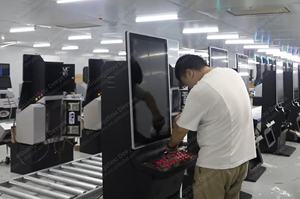 사용자 정의 나무 캐비닛 사용 가능한 제조업체 43 인치 수직 C 곡선 게임 모니터 스탠드 금속 아케이드 기술 게임기 - Product Image 6