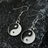 Collier et boucles d'oreilles en émail noir et blanc Tai Chi Yin Yang Huit Trigrammes pour femme, style simple et charmant, cadeau d'anniversaire Taoïsme Chinois