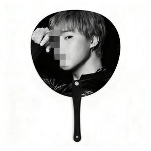 Ventilador <span class=keywords><strong>de</strong></span> mano <span class=keywords><strong>de</strong></span> plástico personalizado <span class=keywords><strong>de</strong></span> <span class=keywords><strong>Jimin</strong></span> <span class=keywords><strong>de</strong></span> Bangtan Boys, ideal para el concierto ARIRANG en Japón, merchandising KPOP, regalo <span class=keywords><strong>de</strong></span> recuerdo del regreso <span class=keywords><strong>de</strong></span> 2026, ¡el más vendido! - Product Image 1