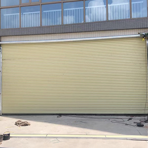 Portes à enroulement électriques en acier coloré sur mesure, à grande vitesse, finition moderne, style ferme, antivol, galvanisées, résistantes au vent - Product Image 5