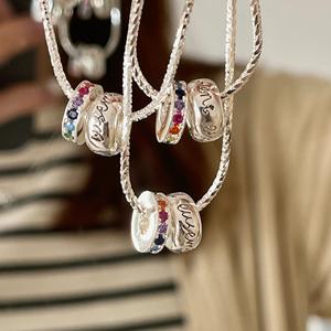 Collar con Colgante de Doble Anillo de Plata de Ley S925, Diseño de Rejilla de Diamantes, Diseño de Nicho Versátil para Colgantes y Dijes Finos - Product Image 1