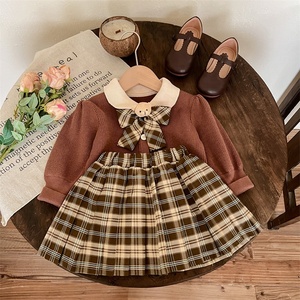Ensembles de Vêtements pour Filles de 7-8 <span class=keywords><strong>Ans</strong></span>, 2 Pièces, Tenue d'Hiver, <span class=keywords><strong>Pull</strong></span> Tricoté, Jupes Mini Plissées à Carreaux, Style Coréen, Vente en Gros - Product Image 4