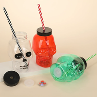 Nouveauté 16oz éclairage LED Halloween gobelet tasse clignotant en plastique crâne Mason Jar tasse avec couvercle et paille