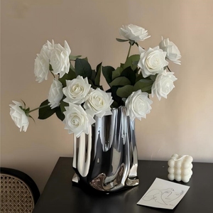 Rosa Artificial Realista de Alta Calidad con Tacto Real, Flores de Rosa Hidratantes para Mesa - Product Image 4