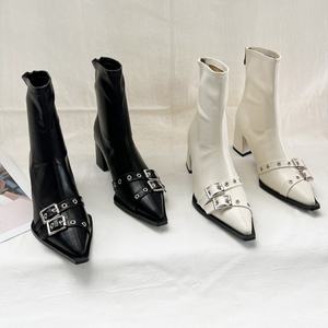 Botines de Mujer con Hebilla de Diseño Innovador, Estilo Urbano, Tacones Altos Finos, Punta Puntiaguda, Zapatos para Banquete o Baile de Graduación - Product Image 5