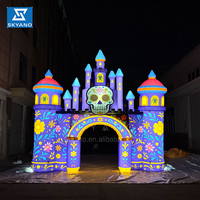 Arche d'entrée gonflable en forme de château violet avec crâne, utilisée pour la décoration d'événements d'Halloween