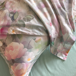 Nouvel ensemble de housse de couette épaisse de luxe léger, 100 % coton, imprimé numérique, motif floral, literie quatre pièces, hiver 2025 - Product Image 4