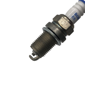 Bujía de Níquel para Automóvil Bosch 0242235667 / 7956 / FR7DCX+ 28Nm 6kOhm Reemplaza 96130723 8971702680 para Buick Chevrolet Honda - Product Image 6