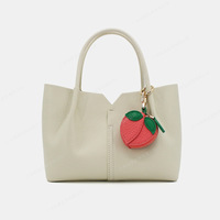 Fruit Coin Holder Sleutelhanger PU Leer Schattig Lichtgewicht Charme met Aardbei Tas Charms Fruit Pouch Sleutelhanger