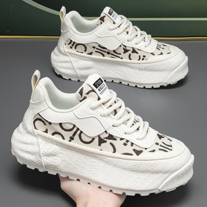 รองเท้าผู้ชายแบบสั่งทำพิเศษสำหรับฤดูใบไม้ผลิและฤดูร้อน พื้นหนา ยืดหยุ่นได้ ใช้งานได้หลากหลาย สไตล์สปอร์ตและลำลอง ไซส์ใหญ่พิเศษ - Product Image 3