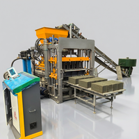 Machine de production de blocs creux en ciment et de pavés hydrauliques entièrement automatiques Siemens PLC QT4-15B avec composants d'engrenage moteur