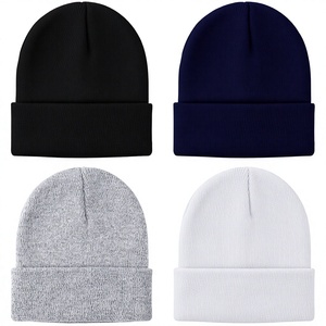 Bonnets d'hiver élégants et chauds avec logo personnalisé, couleurs unies, impression numérique – Bonnets en acrylique tricotés pour la plage, les affaires et les voyages - Product Image 3