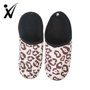 10% descuento Popular hombres mujeres calcetines de neopreno Unisex <span class=keywords><strong>Playa</strong></span> nadar Surf descalzo secado rápido Aqua Slip-on deportes acuáticos zapatos - Product Image 3