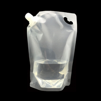 Pochette à bec biseauté pour emballage de liquide à boire debout blanche transparente en plastique personnalisée pochette à bec verseur pour boisson jus de fruits lait café