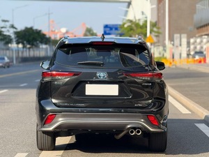 <span class=keywords><strong>Toyota</strong></span> <span class=keywords><strong>Crown</strong></span> Kluger 2.5L Hybride SUV 4 Portes 5 Places Euro VI d'occasion <span class=keywords><strong>2023</strong></span> – Meilleur Choix, <span class=keywords><strong>Prix</strong></span> Bas, Exporté de Chine - Product Image 3