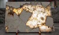 YUSHI Hintergrundbeleuchtete Patagonia-Quarzit-Platten Anpassbare Leuchtende Steine für Hotel-Villa Hintergrundwand Arbeitsplatte Dekoration