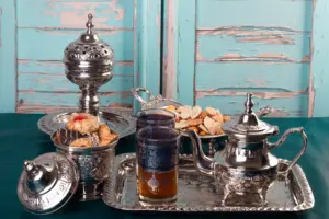 Высококачественный чайник ручной работы из латуни с марокканской фабрикой