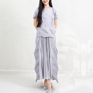 Conjunto de Falda y Top Casual de Dos Piezas Miyake, Diseño 2026, Conjunto Irregular de Dos Piezas para Mujer - Product Image 1