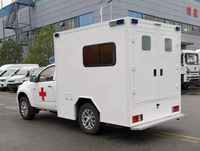 Ambulance Isuzu 4x4 tout-terrain, unité de soins intensifs mobile, véhicule de secours médical 4x4 pour terrains accidentés et zones éloignées