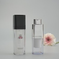 Flacon pompe airless carré pour emballage cosmétique sous vide 15ml 30ml 50ml, flacon pour crème et sérum de soin, OEM ODM, logo personnalisé