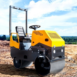 Compacteur de chaussée vibrant à double roue en acier de 2 tonnes avec moteur hydraulique complet et pompe de broyage - Product Image 1