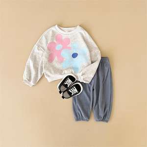 Одежда для маленьких девочек, милые От 0 до 4 лет весенние наряды, 2 шт., вельветовый Топ с цветочным принтом и длинным рукавом + штаны, детская одежда - Product Image 2