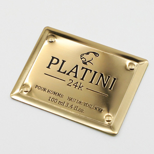 Targhetta in metallo in lega di zinco e oro personalizzata 3D Logo in rilievo per bottiglia di profumo di moda tecnica dipinta adesivo per etichette - Product Image 1