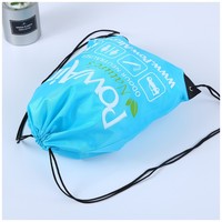Sac à cordon en nylon imperméable avec logo personnalisé, sac à dos en polyester personnalisé, sac à cordon de sport pour la gym avec logo
