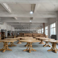 Table à manger ronde en bois massif, design moderne minimaliste, couleur naturelle, design spécial, pour événements et fêtes