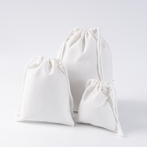 Bolsa pequeña <span class=keywords><strong>de</strong></span> lona con serigrafía personalizada, bolsa reciclada <span class=keywords><strong>de</strong></span> algodón natural liso con cordón, ecológica y sostenible - Product Image 4