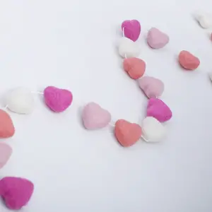 Factory wholesale Felt Heart Garlands Hanging Decorations for Wedding Party
