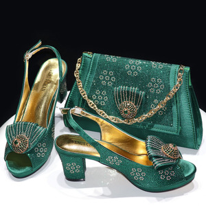 <span class=keywords><strong>Scarpe</strong></span> da Donna Peach Made in China, Tacchi Alti <span class=keywords><strong>con</strong></span> Borse Abbinate, Set di <span class=keywords><strong>Scarpe</strong></span> e Borsette in Pelle PU <span class=keywords><strong>con</strong></span> Cristalli Luccicanti - Product Image 6