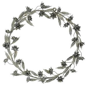 Guirnalda Decorativa Clásica de Metal Hecha a Mano, Redonda, Sin Luces, Adorno Navideño, Paquete Individual, Diseño Floral Artesanal - Product Image 1