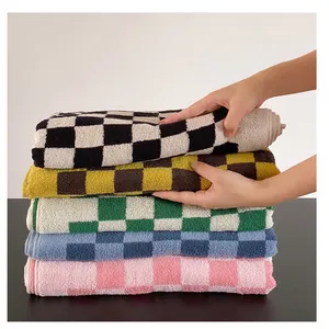 Retro And Fashionable Face Bath Towel 100% Cotton Elements Of A Checkerboard Grid Bath Towels Set For Hotel
