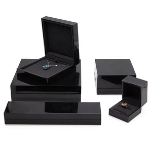 Scatole di gioielli del produttore di moda per anelli ciondoli collane bracciali-elegante soluzione di conservazione per i tuoi amati pezzi - Product Image 4