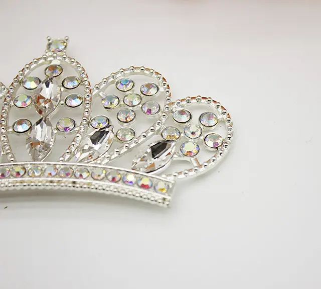 Lega popolare high-end diamante intarsiato corona tende abbigliamento, cuscini, accessori con cerniera