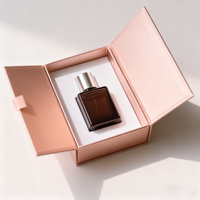 Boîte cadeau de parfum luxueuse, faite à la main, avec fermeture magnétique, design personnalisé, avec gaufrage, matériaux recyclés, support intérieur