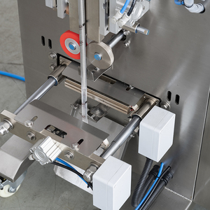 Machine d'emballage alimentaire verticale entièrement automatique avec table rotative pour la mesure et l'emballage de sachets de sucre, de sel, de café, de chips de <span class=keywords><strong>banane</strong></span>, de snacks, de 5 g - Product Image 6