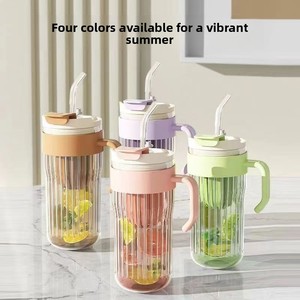 Große Glas-Tee-Tasse mit Wasserabscheider, Strohhalm-Deckel, tragbar, modernes minimalistisches Design für Fruchtsaft, Blumentee, Haushalt - Product Image 3