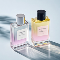 Flacons de parfum personnalisés avec logo, 30ml, 50ml, 100ml, fourniture d'usine, flacons de parfum vides carrés dégradés avec pompe et capuchon sphérique