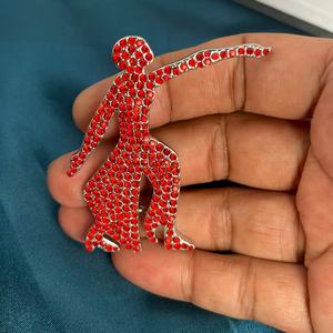 Spilla Delta Sigma Sorority con Strass e Perle, Gioiello in Lega, Regalo per Feste di Confraternita e Sororità - Product Image 5