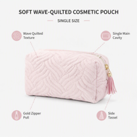 Pochette de maquillage matelassée bleu sarcelle avec fermeture éclair dorée et pompon, trousse de toilette de voyage douce et organisatrice