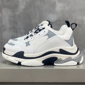 Chaussures de sport de marque de luxe, design classique, best-seller, avec empeigne en mesh léger et style respirant, adaptées aux couples. - Product Image 1