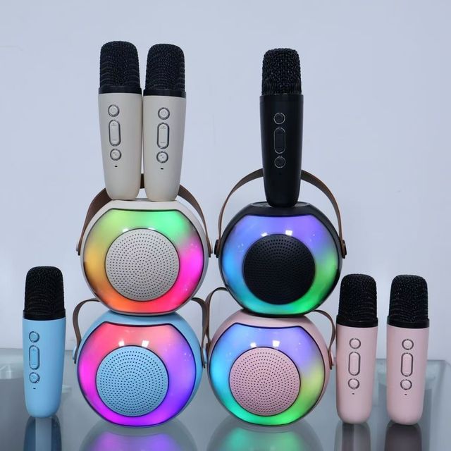 Colorful Wireless for Karaoke Speaker Portable Karaoke Machine 2 Wireless Microphones LED Light Battery Kids Toy Gift for