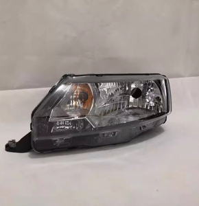 Gruppo faro auto per <span class=keywords><strong>Skoda</strong></span> <span class=keywords><strong>Rapid</strong></span> Spaceback <span class=keywords><strong>2013</strong></span>-2017 indicatore di direzione del faro modificato - Product Image 4