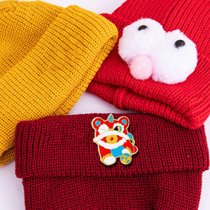 Insignias y pines de solapa personalizados, insignias de esmalte de metal ecológicas, plateadas, duraderas y resistentes al óxido, regalos promocionales con logotipo personalizado - Product Image 4