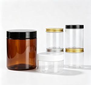 Bocaux en plastique PETG transparents ronds avec couvercle à vis pour usage cosmétique, couleurs noir et or, logo estampé or - Product Image 5